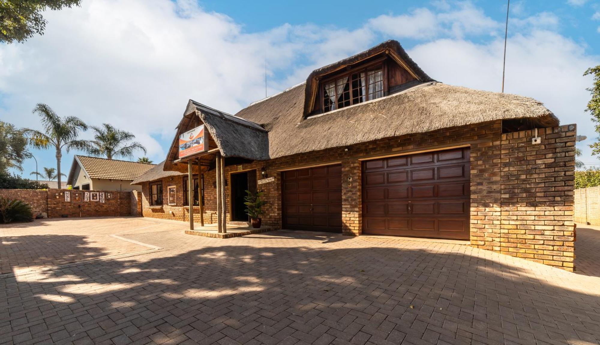 Thatch Haven Guesthouse Centurion Exterior foto