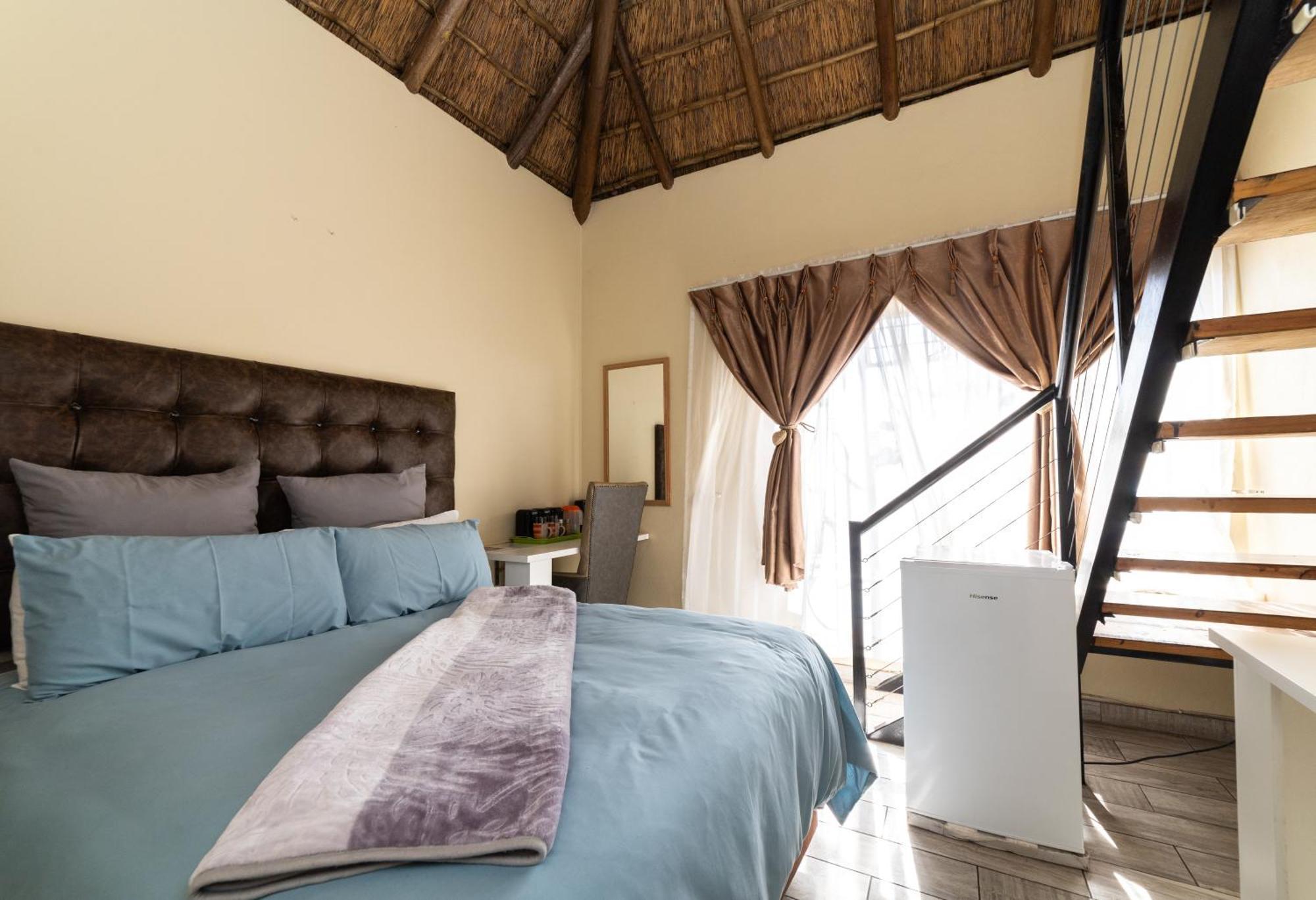 Thatch Haven Guesthouse Centurion Exterior foto